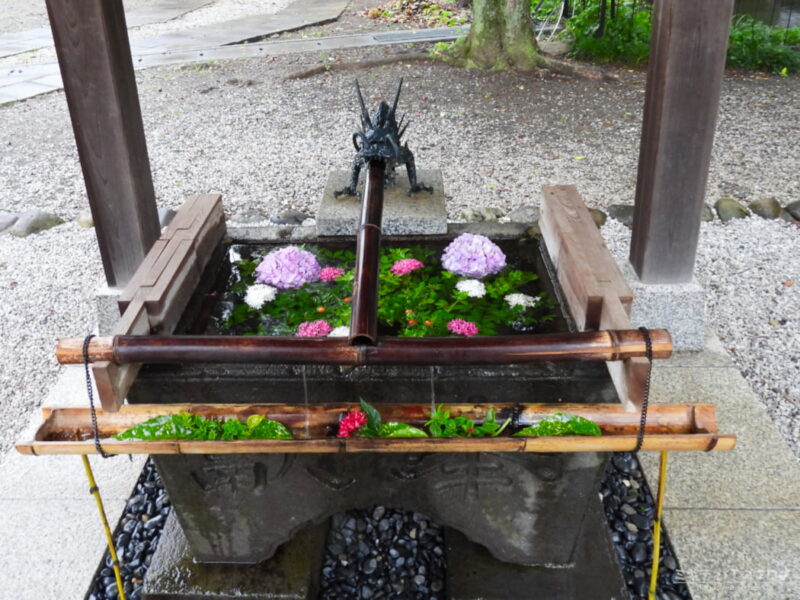 狭山市・廣瀬神社「花手水」